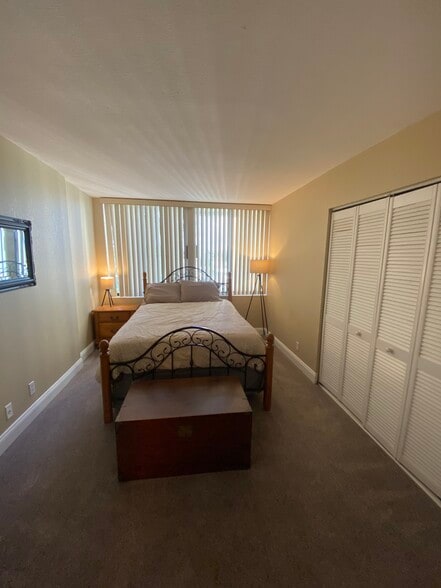 Building Photo - 1401 S Federal Hwy