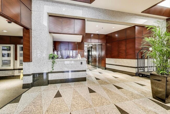 Building Photo - 440 N Wabash Ave