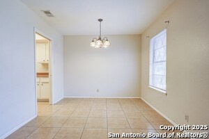 Building Photo - 206 Meadow Path Dr