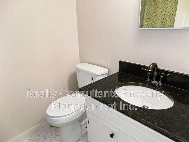Building Photo - 4610 Lawndale Dr