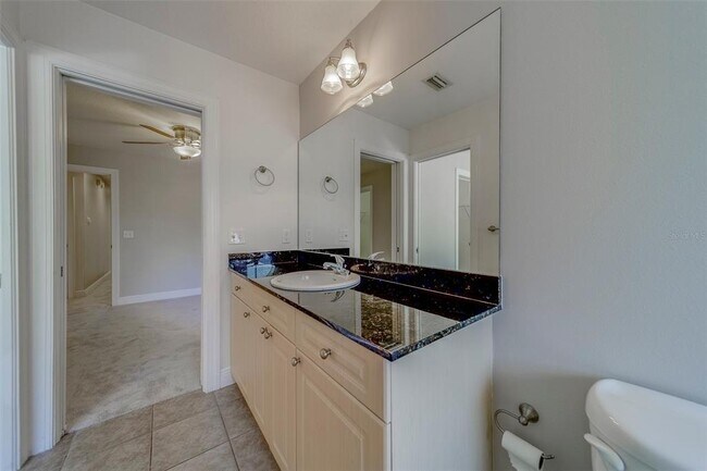 Building Photo - 270 Valencia Cir