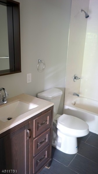 Building Photo - 10 Ford Ave