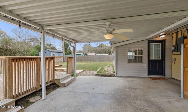 Building Photo - 165 Antigua Dr