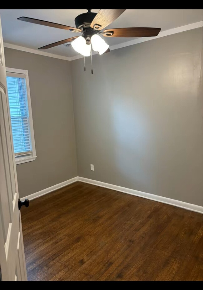 Building Photo - 469 Lytle St