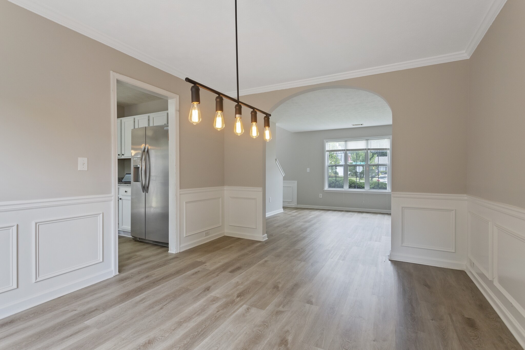 Building Photo - 2325 Winthrope Way Dr