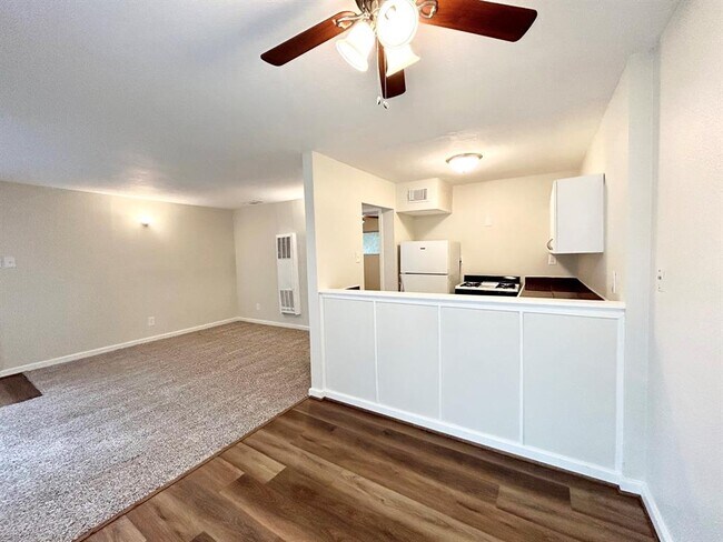 Building Photo - 3629 N MacGregor Way