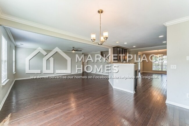 Building Photo - 517 Windsong Dr