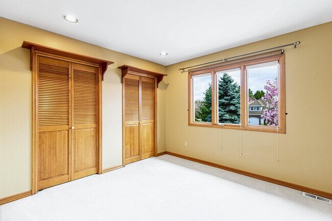 Building Photo - 5811 124th Ct NE