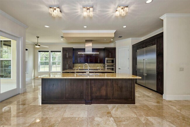 Building Photo - Fairhaven at Haile Plantation 6/6 Estate
