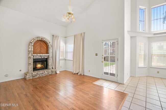 Building Photo - 4612 Loma Grande Dr