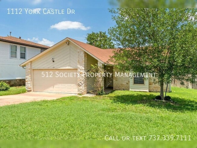 Building Photo - 1112 York Castle Dr