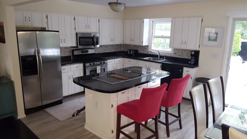 Kitchen - 1520 Majors Path