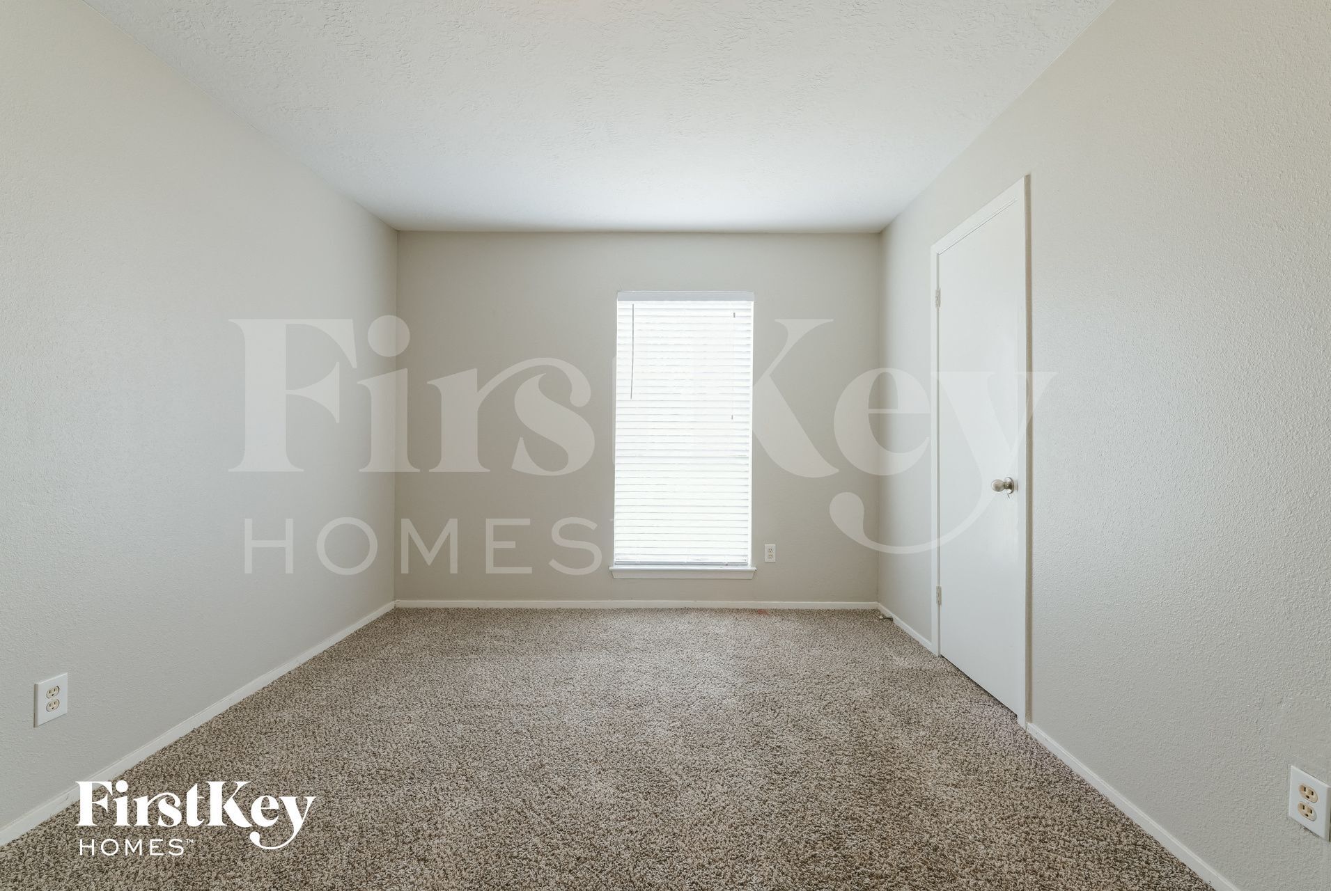 Building Photo - 1 Midwood Cir