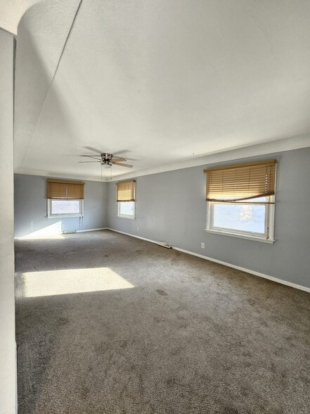 Building Photo - 3903 Oakshire Rd