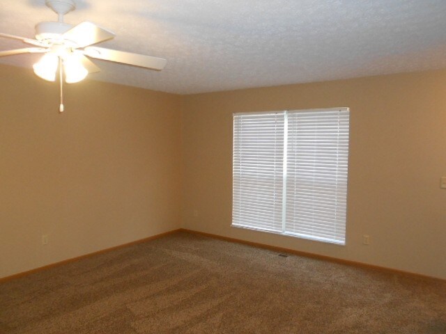 Building Photo - 6573 Warriner Way