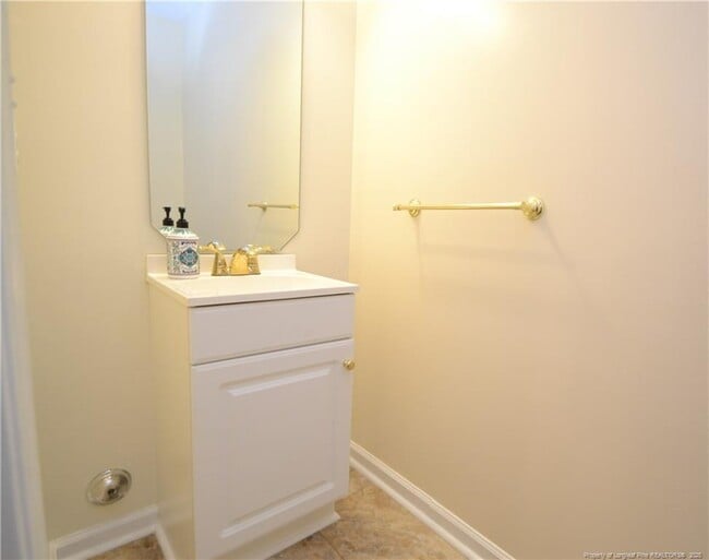 Building Photo - 306 Beechtree Dr