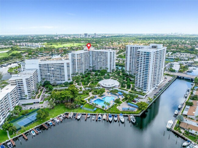 Building Photo - 600 Three Islands Boulevard