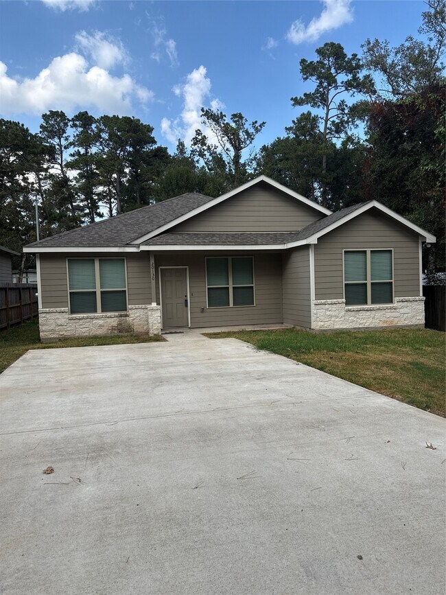 Primary Photo - 20130 Parkway Ln