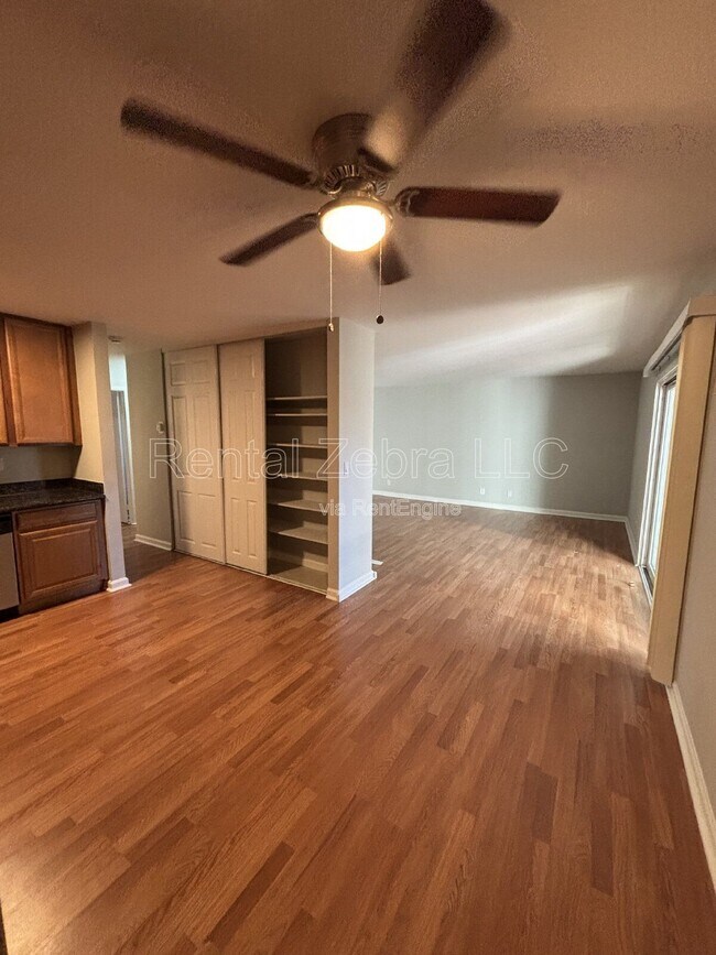 Building Photo - 2890 Treat Blvd