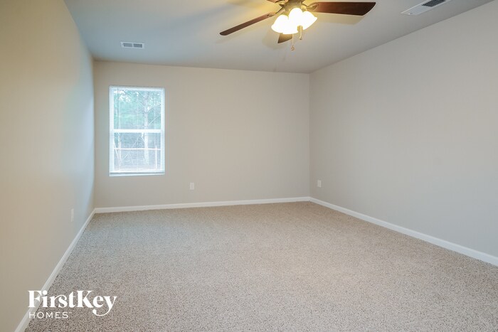 Building Photo - 771 Deerwood Dr