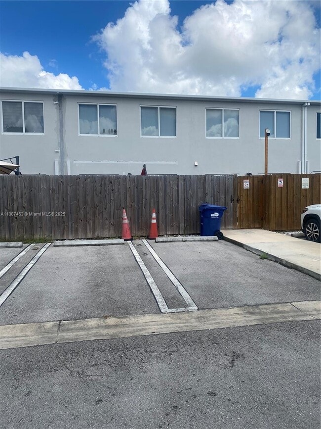 Building Photo - 14362 SW 258th Ln