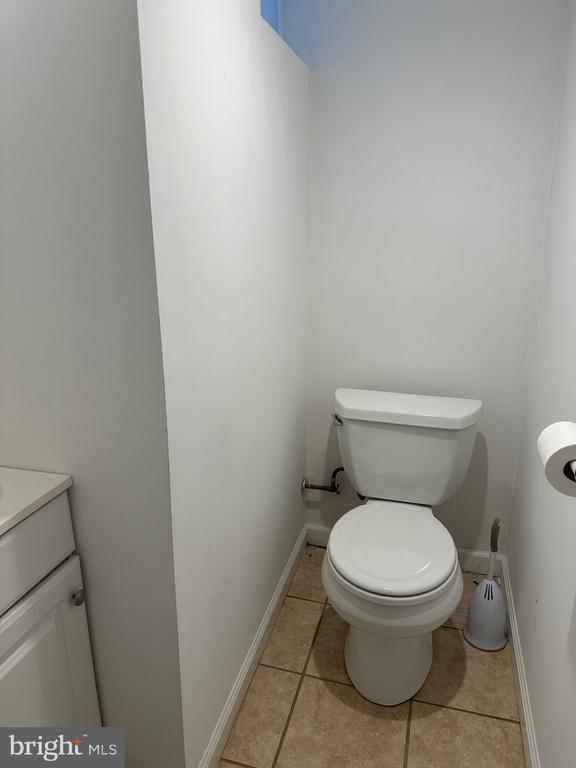 Building Photo - 2308 Highland Ave