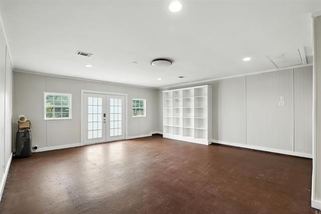 Building Photo - 2946 Ridgewood Dr