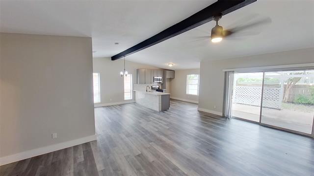 Building Photo - 606 Futrelle St