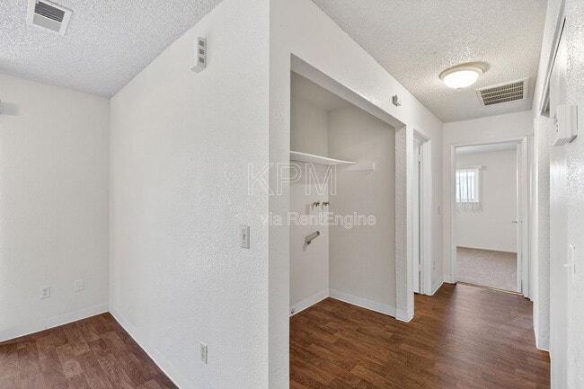 Building Photo - 7356 Kelley Dr