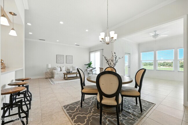 Building Photo - 16 Cove Rd