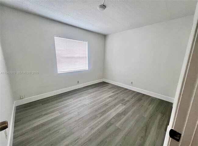 Building Photo - 9156 NW 40th St