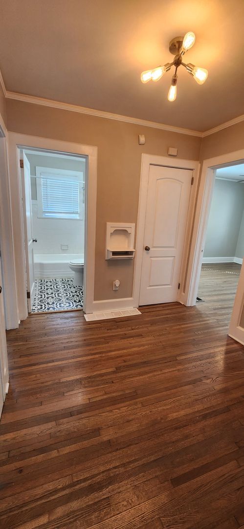 Building Photo - 3 BR Less than Half a Mile to Swamp Rabbit...