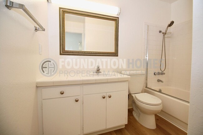 Building Photo - Sausalito Condo with Scenic Views!  Covered Parking!  Pool!  FOUNDATION