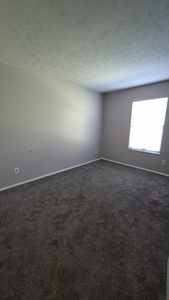 Building Photo - 1471 Eagle Highlands Dr