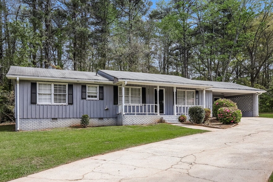 Building Photo - 4649 Danna Dr