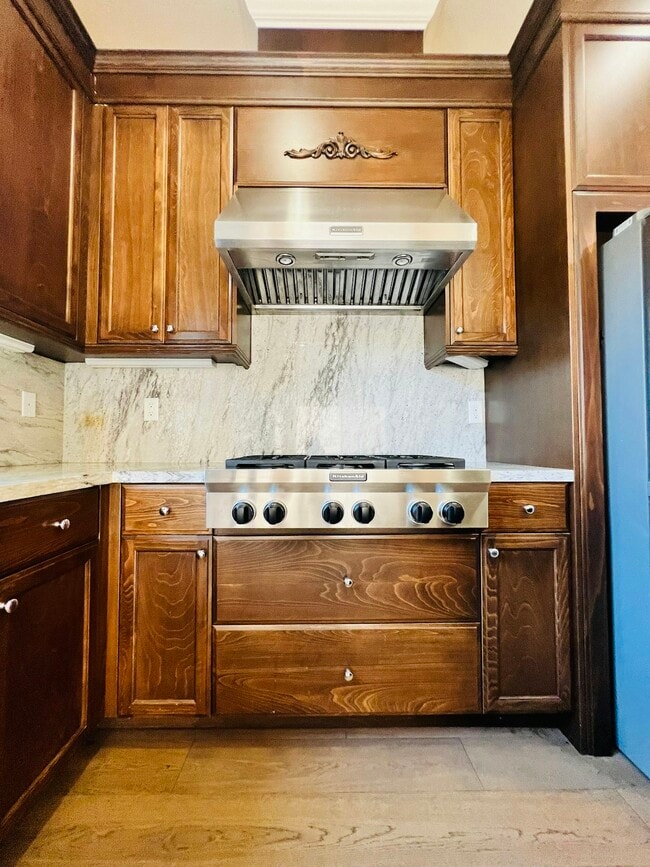 Building Photo - 3024 Sonsilla Ln