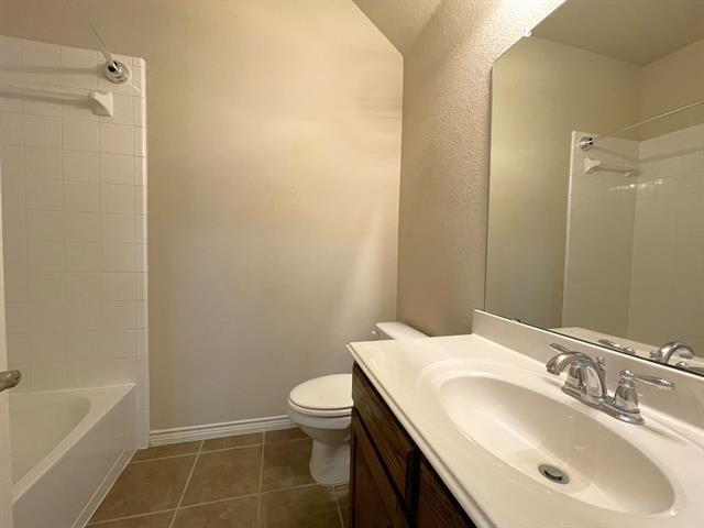 Building Photo - 4909 6 Gun Ln