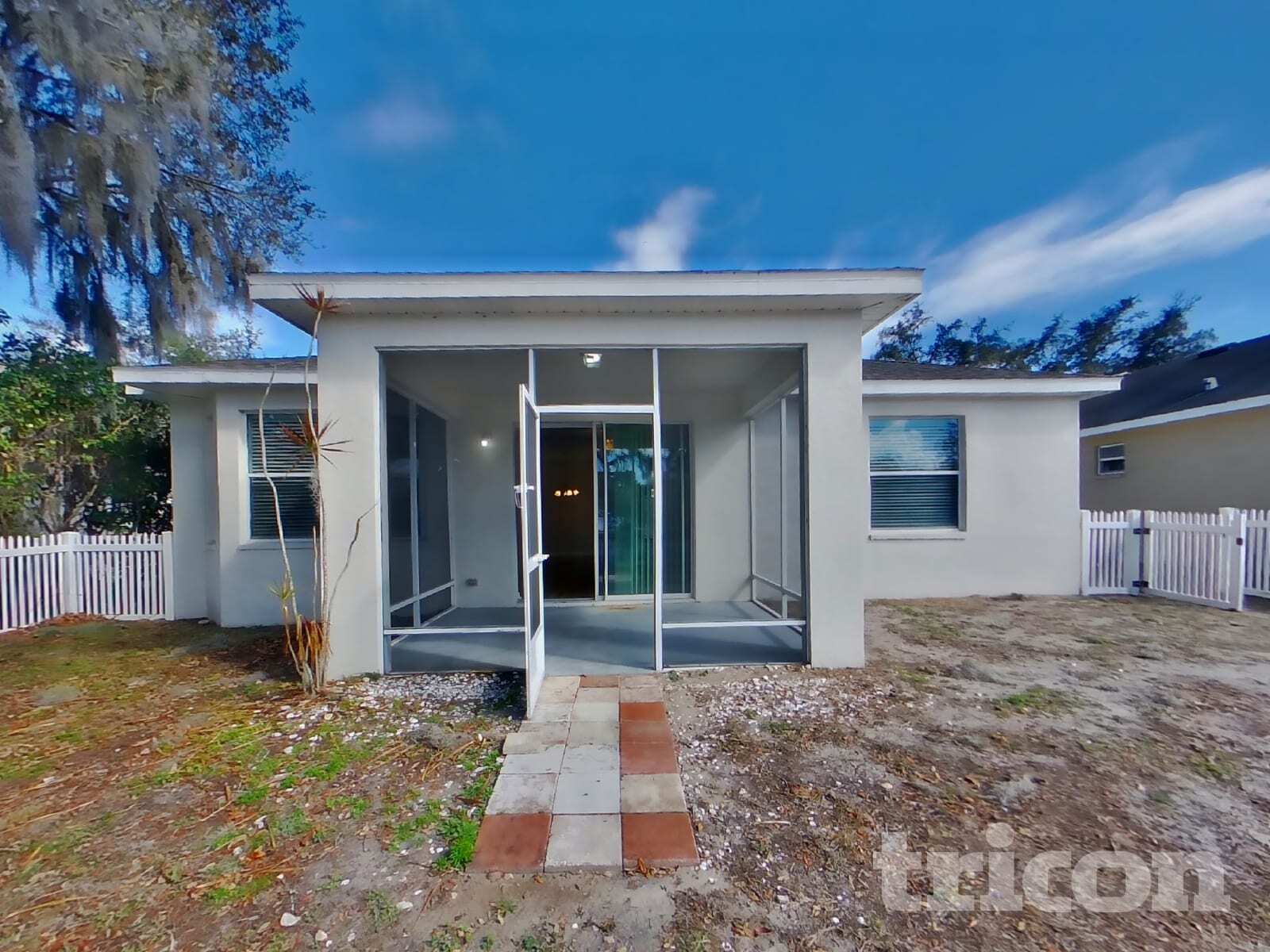 Building Photo - 12423 Ridgedale Dr