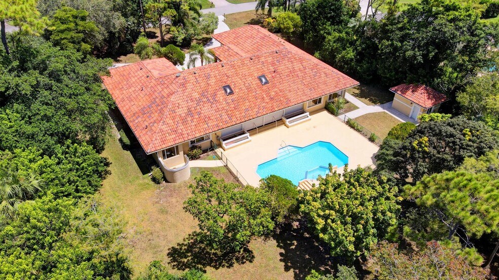 Building Photo - 9033 Winding Woods Dr