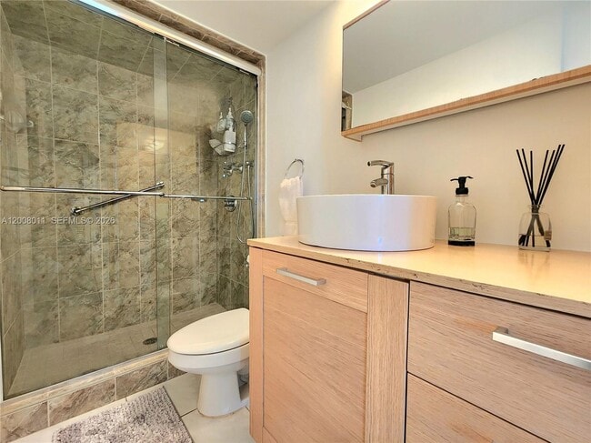 Building Photo - 2030 S Ocean Dr