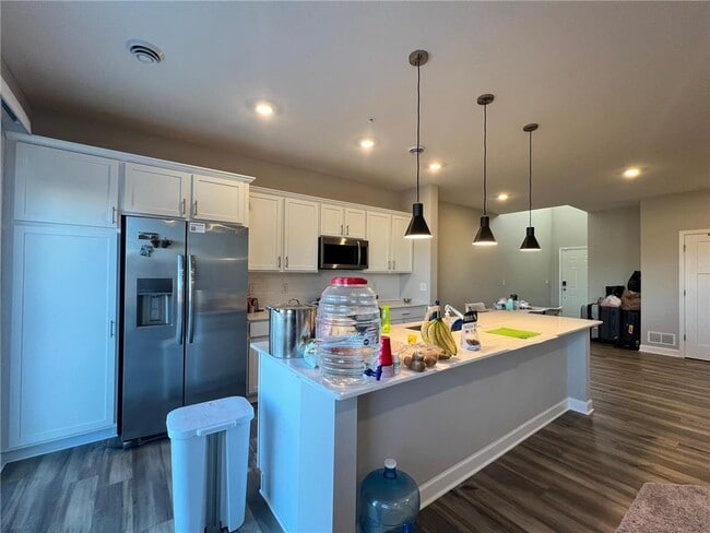 Building Photo - 20069 62nd Pl