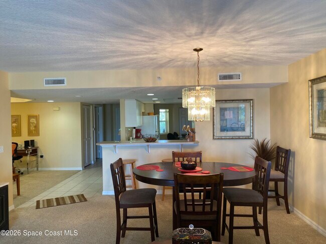 Building Photo - 8951 Lake Dr