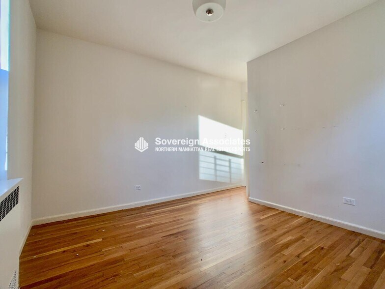 Building Photo - 700 Fort Washington Ave