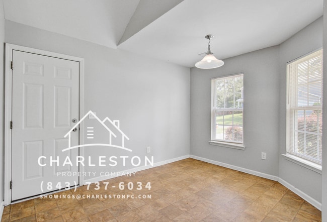 Building Photo - 306 Huntington Ct