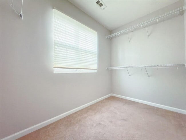 Building Photo - 3998 Cutler Donahoe Way