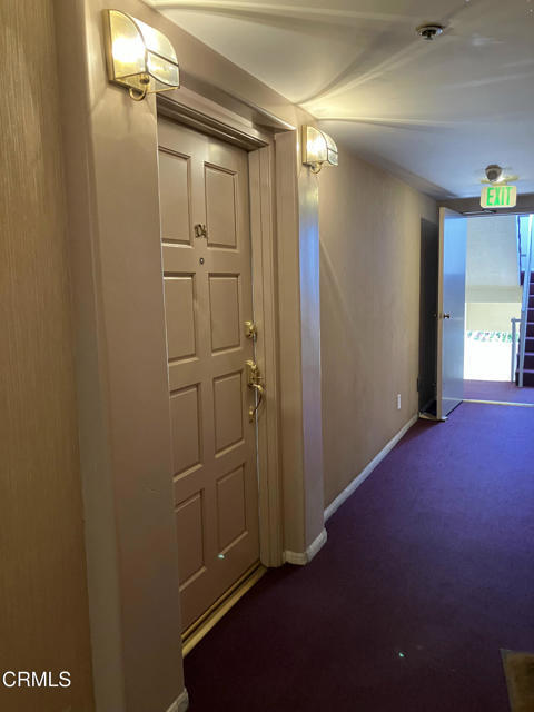 Building Photo - 335 S Sierra Madre Blvd