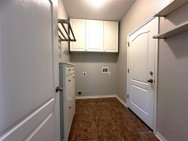 Building Photo - 324 Cortona Dr