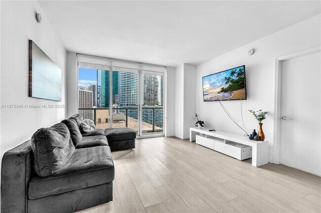 Building Photo - 500 Brickell Ave