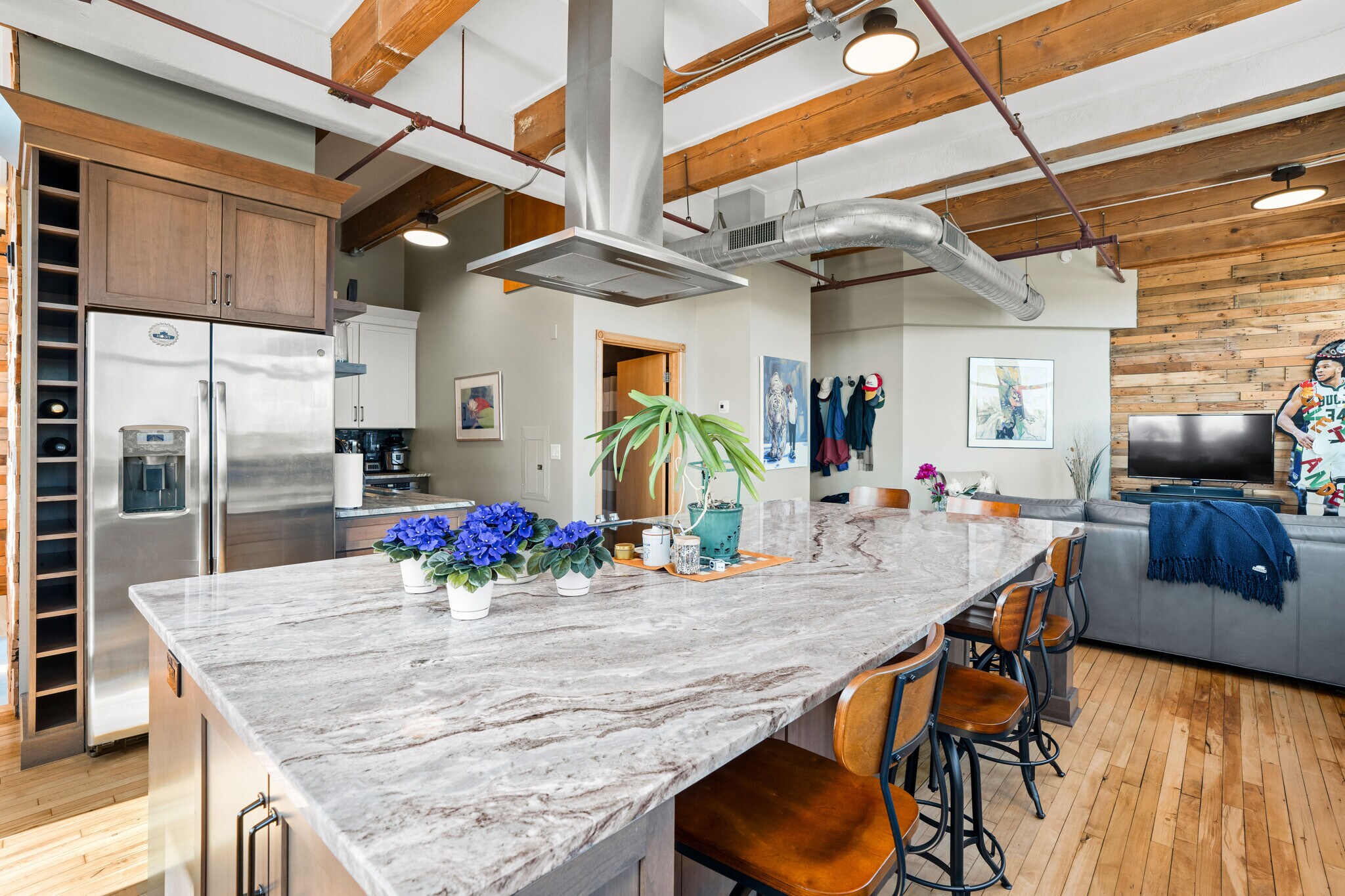 Kitchen - 215 W Maple St