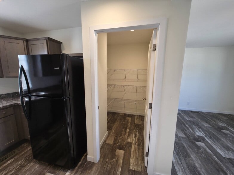 Building Photo - 1836 SW 11th St